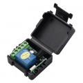 Dálkově ovládané relé AK-RK01 12V (433MHz, 250VAC/30VDC 10A)